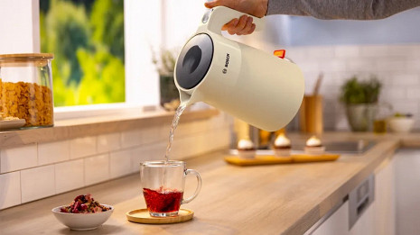 Elektriskā tējkanna  TWK2M167