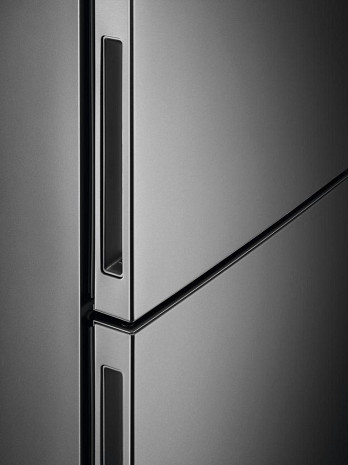 Холодильник  RCB736E7MX