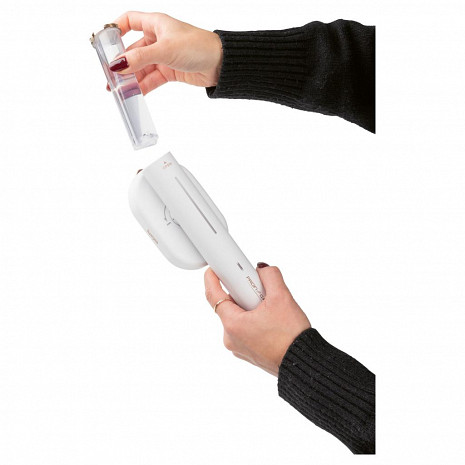 Apģērbu tvaicētājs  PC-DG3124