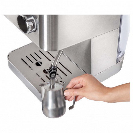 Kafijas automāts  SES4010SS