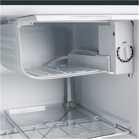 Ledusskapis  AD 8096b