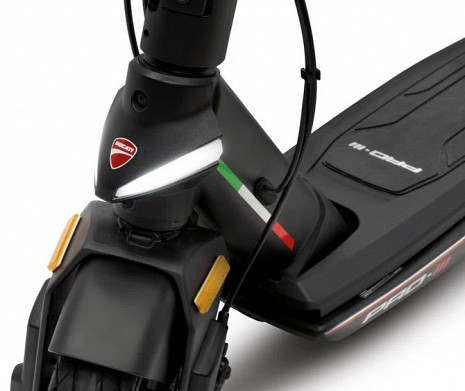 Elektriskais skrejritenis Electric Scooter PRO-III With Turn Signals DU-MO-210013