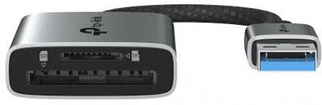 Atmiņas karšu lasītājs  UA430