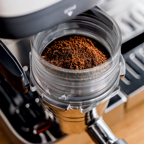 Kafijas automāts Luxe Cafe Essential Espresso Machine ES501EU