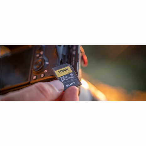 Atmiņas karte Sony Tough Memory Card UHS-II 256 GB, SDXC, Flash memory class 10 SFM256T.SYM