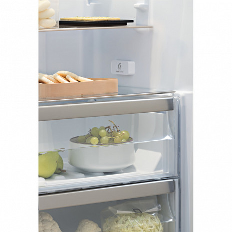 Холодильник  SW8 AM2Y XR 2