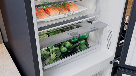 Холодильник  HAFC9 TO32SK