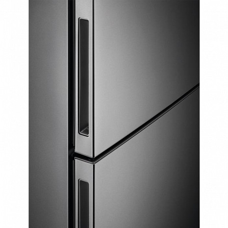 Холодильник  RCB736E5MX