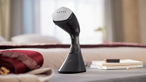 Apģērbu tvaicētājs  IRON GC800/80 PHILIPS