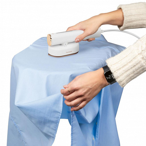 Apģērbu tvaicētājs  PC-DG3124