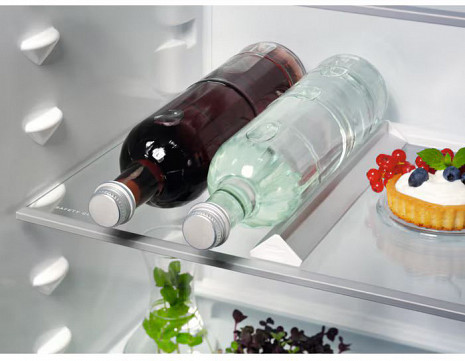 Ledusskapis  TSC8M181DS