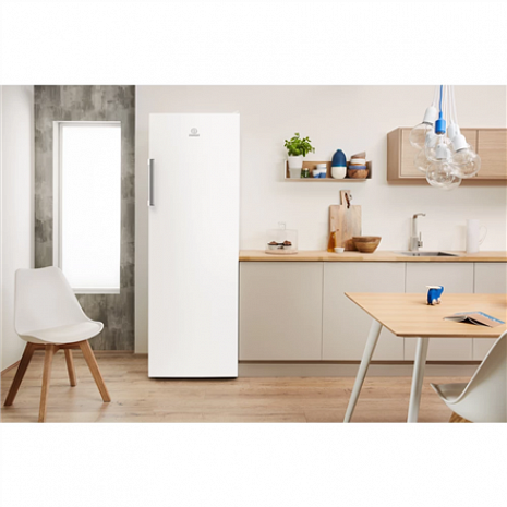 Ledusskapis  SI6 2 W