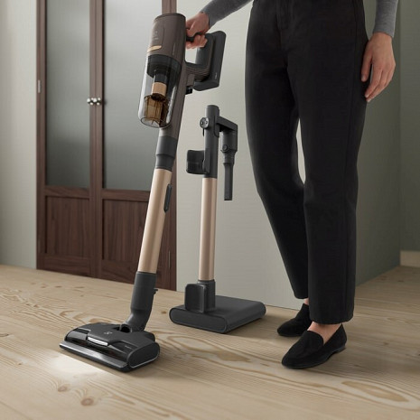 Spieķa puteklu sūcējs 800 Cordless cleaner EP81U25ULT