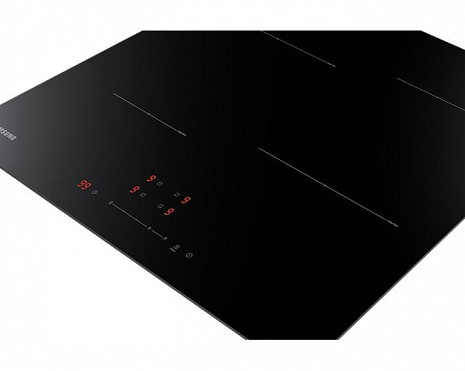 Поверхность плиты  NZ64T3707A1/UR
