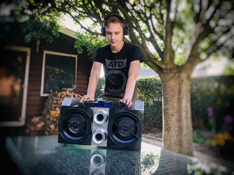 Skaņas sistēma ar karaoke  PMX-150