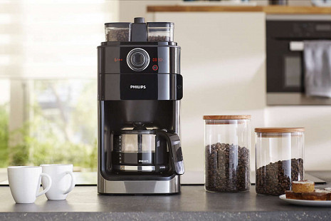 Kafijas automāts Grind&Brew HD7769/00