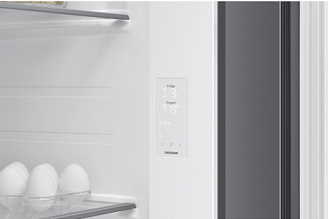 Ledusskapis  RS70F64KETEO